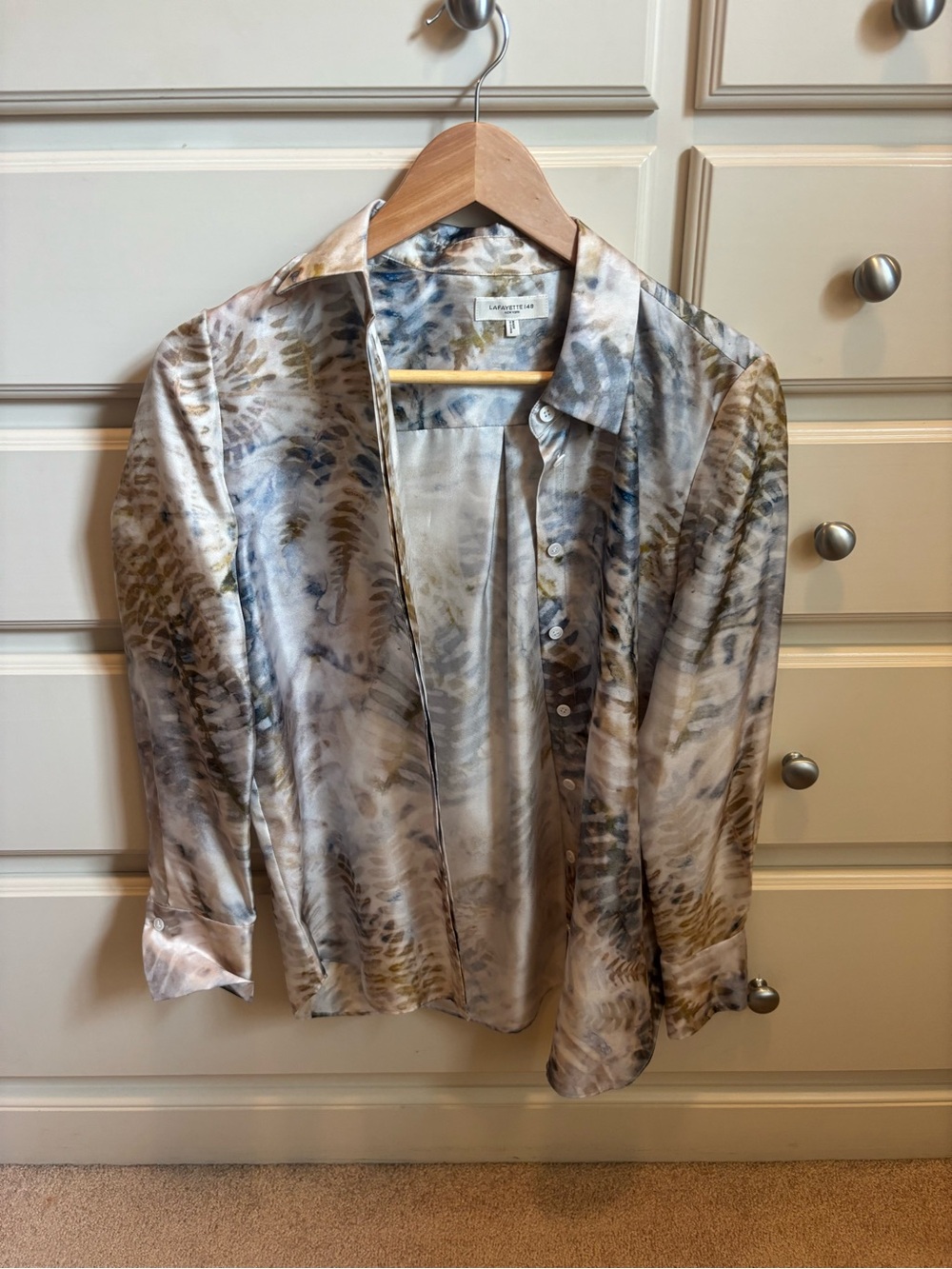 Lafayette 148 New York Taupe and Blue Printed Silk Blouse